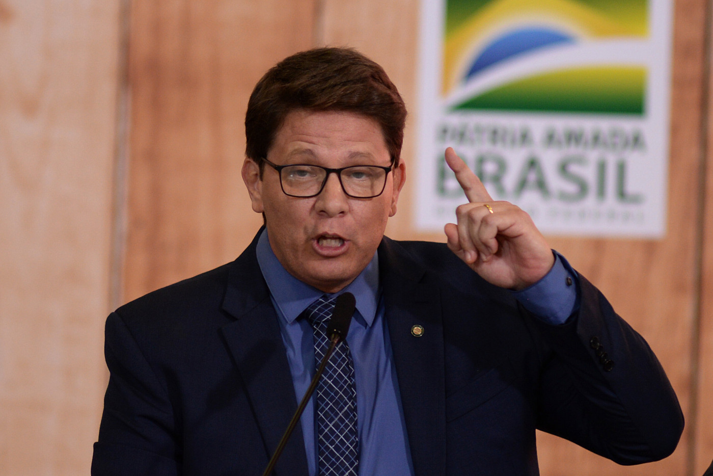 Frias repassou R$ 2 milhões em emendas para produtora de Dark Horse, aponta PF
